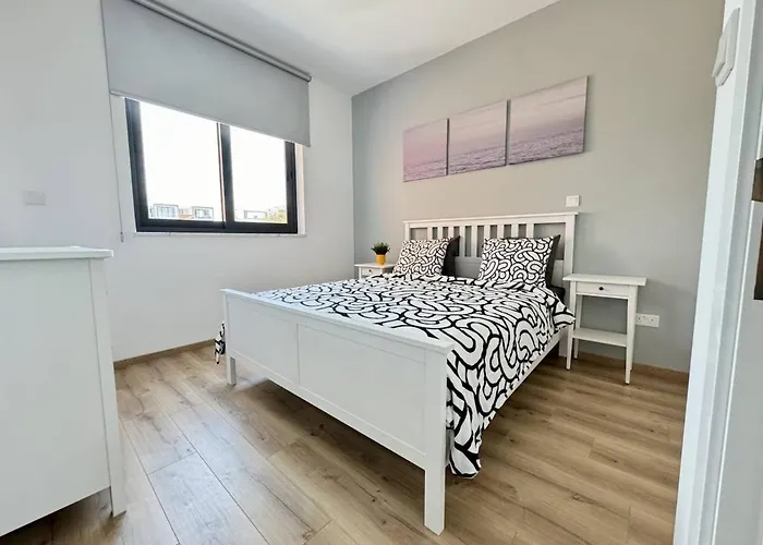 Bright & Cozy In Apartmán Livadhia